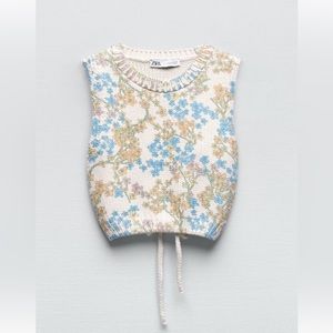Floral Knit Jacquard Top (LIKE NEW) Zara